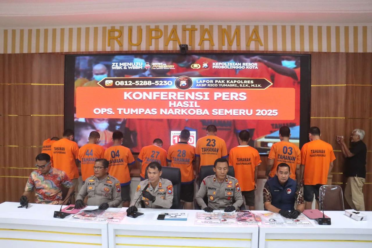 Operasi Tumpas Semeru 2025: Polres Probolinggo Kota Ringkus 10 Tersangka Narkoba