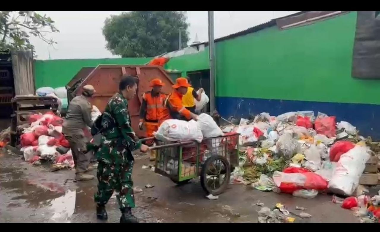 Karya Bhakti Kodim 0505/Jakarta Timur Sambut HUT TNI ke-80 Tahun 2025