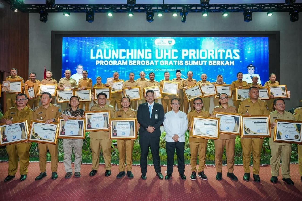 Vandiko Resmikan UHC di Samosir: Berobat Gratis Hanya Pakai KTP