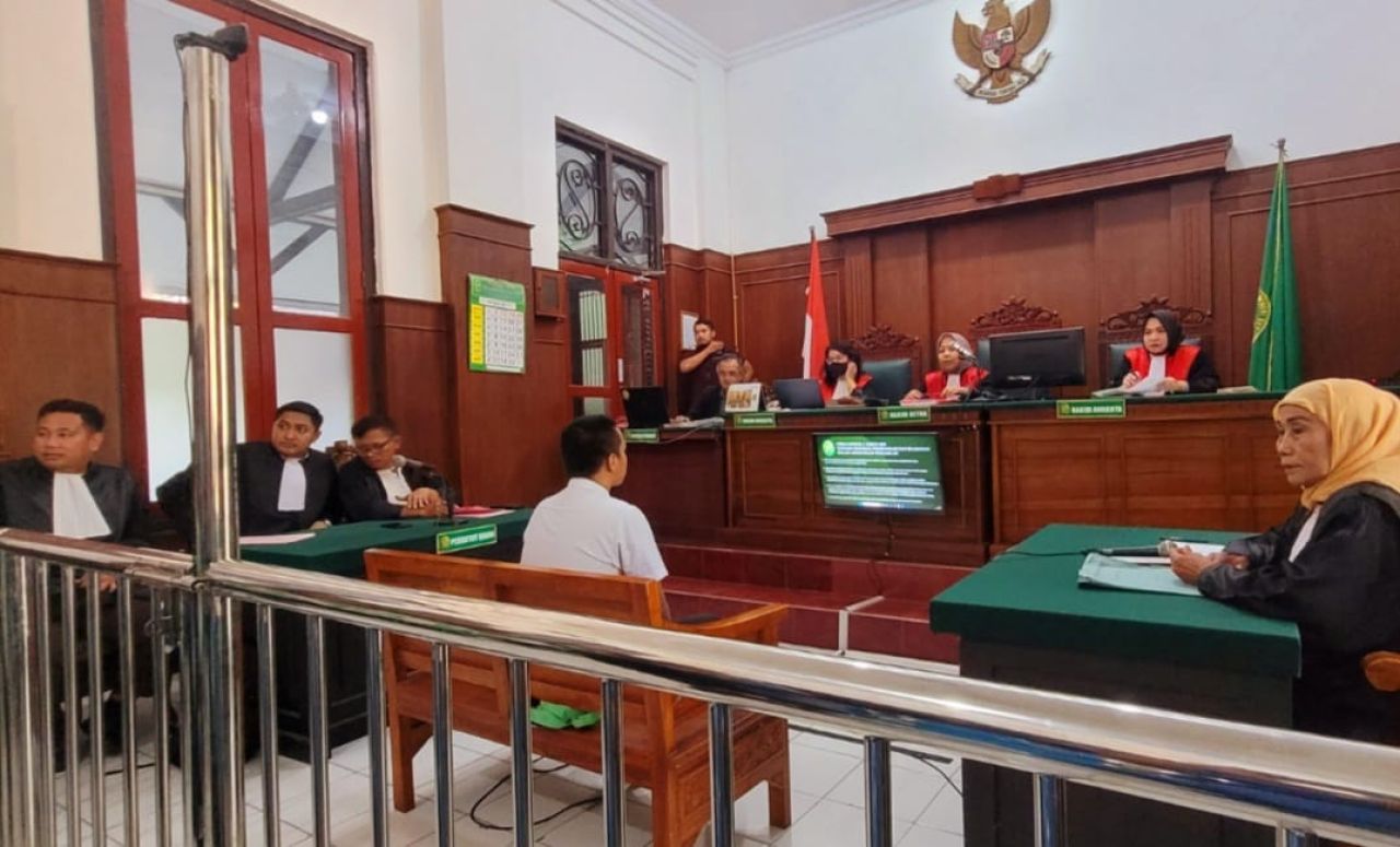 Aniaya Ayah Kandung hingga Tewas, Abner Uki Divonis 12 Tahun Penjara