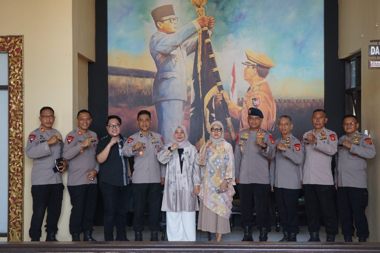 Dansat Brimob Polda Sumsel Ikuti MoU Program “Brimob Ber-Haji” Bersama BSI