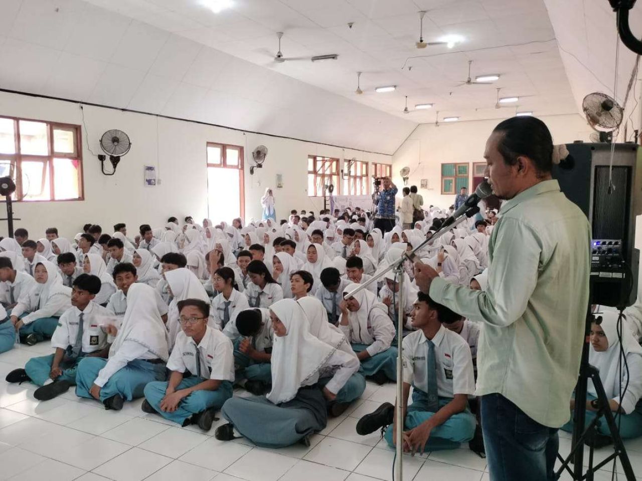 BKKBN dan SMAN 19 Surabaya Gaungkan Pesan Moral “Stop Pernikahan Dini agar Tidak Menjadi JUS”