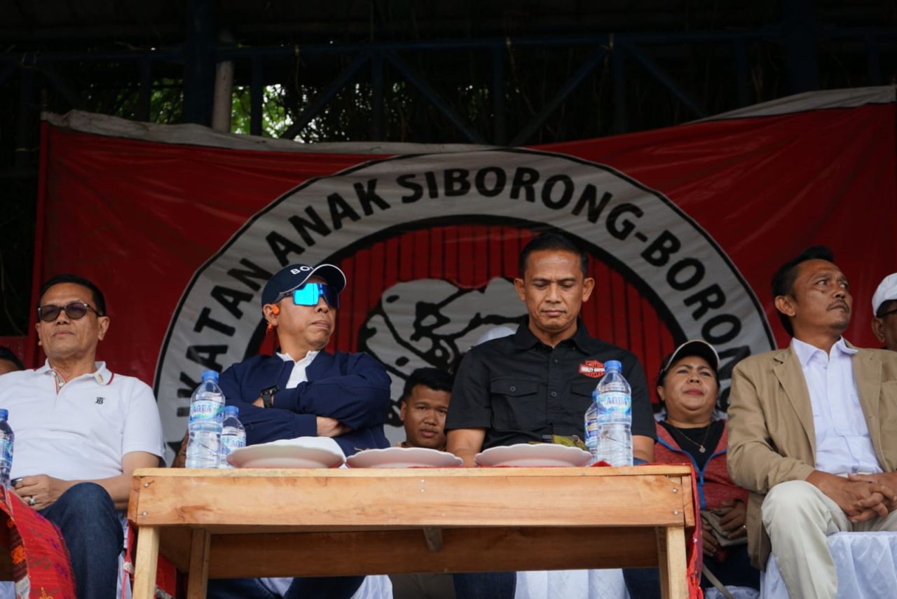 Bupati Taput Apresiasi Dukungan DPR RI Sabam Sinaga untuk Pengembangan Olahraga