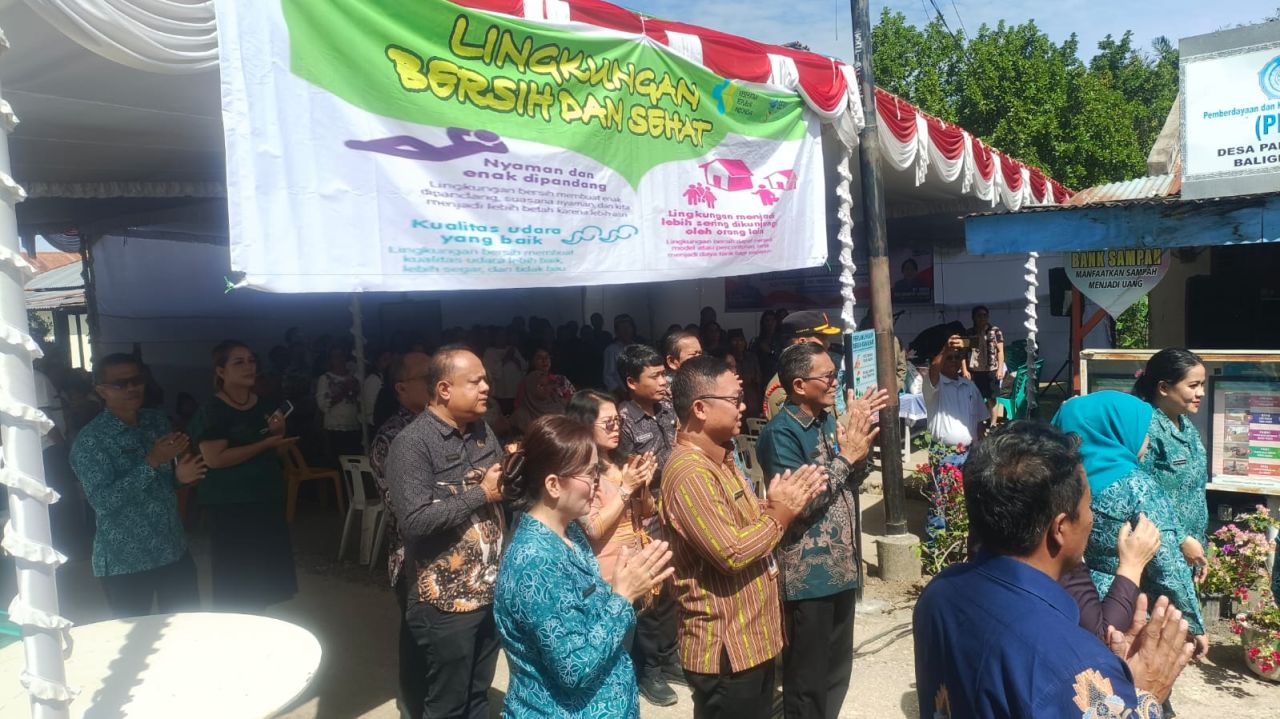 TP PKK Provinsi Sumut Evaluasi Desa Parsuratan,Balige Sebagai Desa Pelaksana Lingkungan Bersih dan Sehat