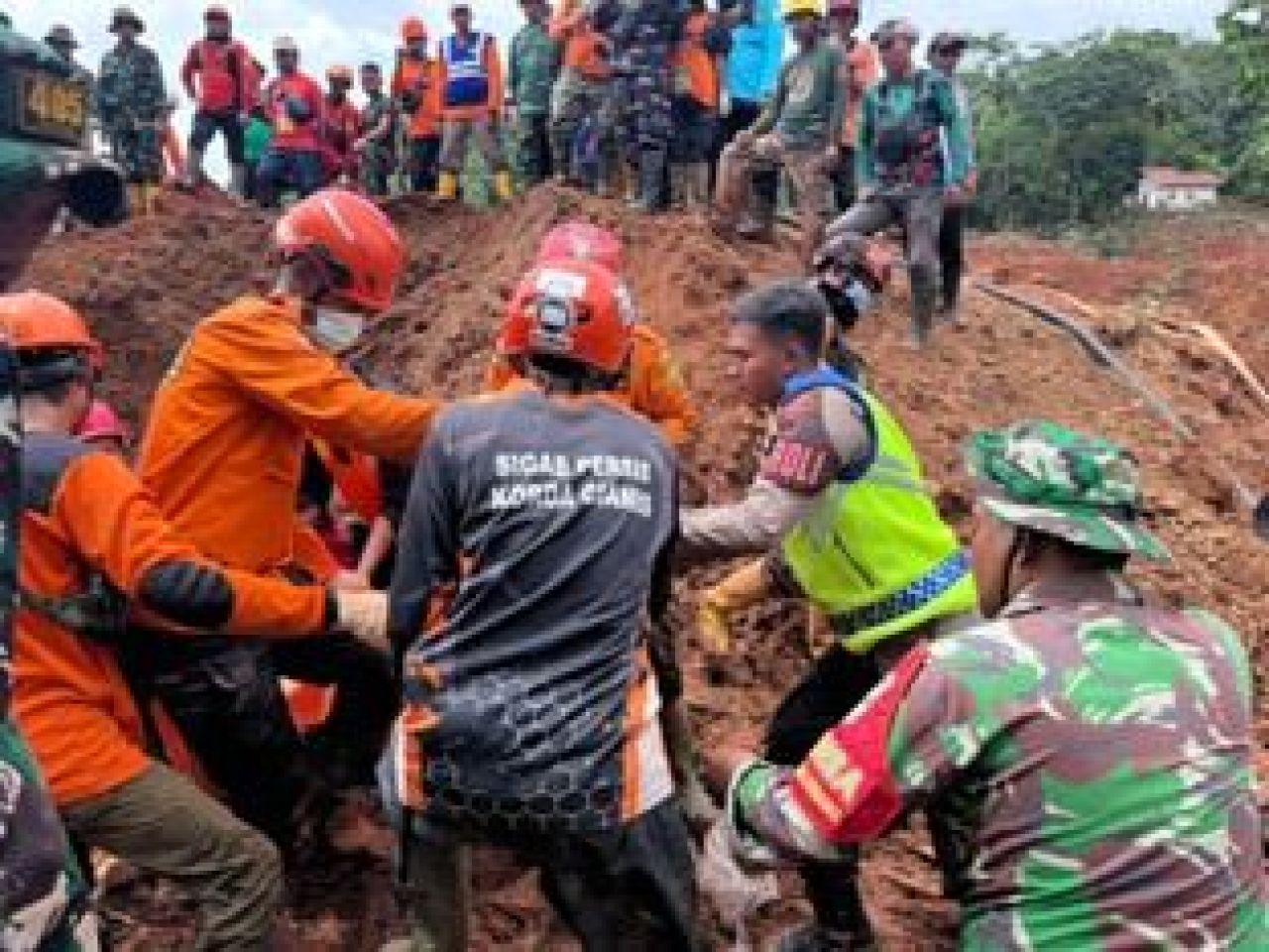 Perkembangan Operasi SAR, Pelayanan Kesehatan, dan Trauma Healing Longsor Cibeunying