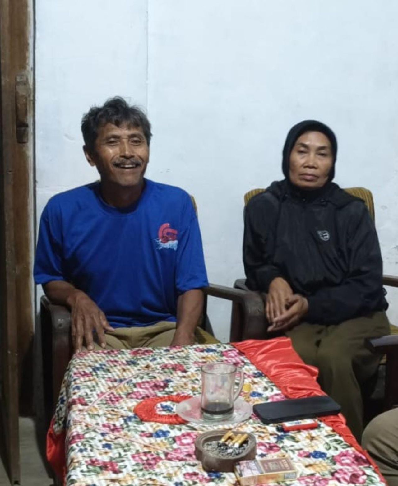 Dok Foto : Karmi Bersama Sutrisnohadi Selaku Ahli Waris Sekaligus Penggugat Bank Jatim