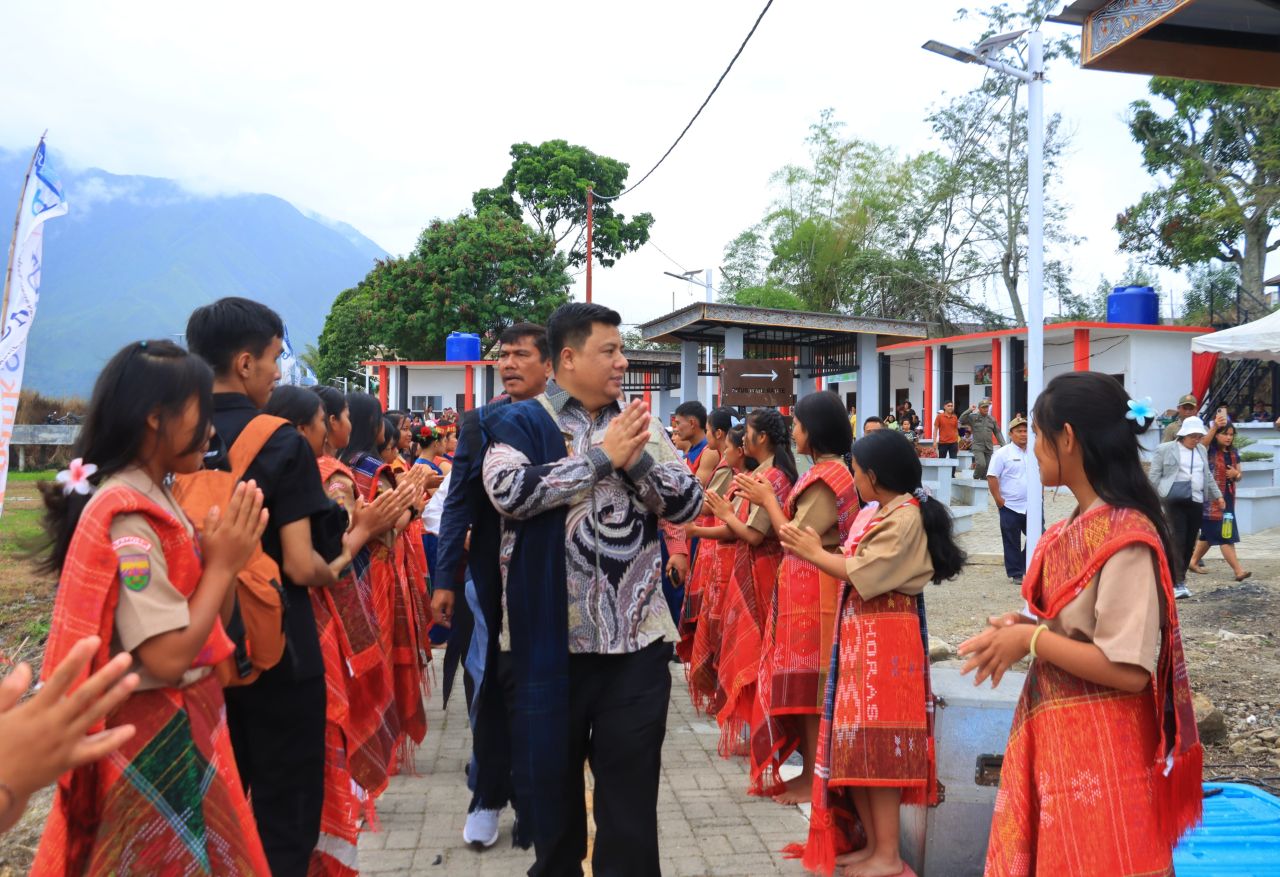 Objek Wisata Pallombuan Resmi Dibuka, Bupati Teken Prasasti Peresmian