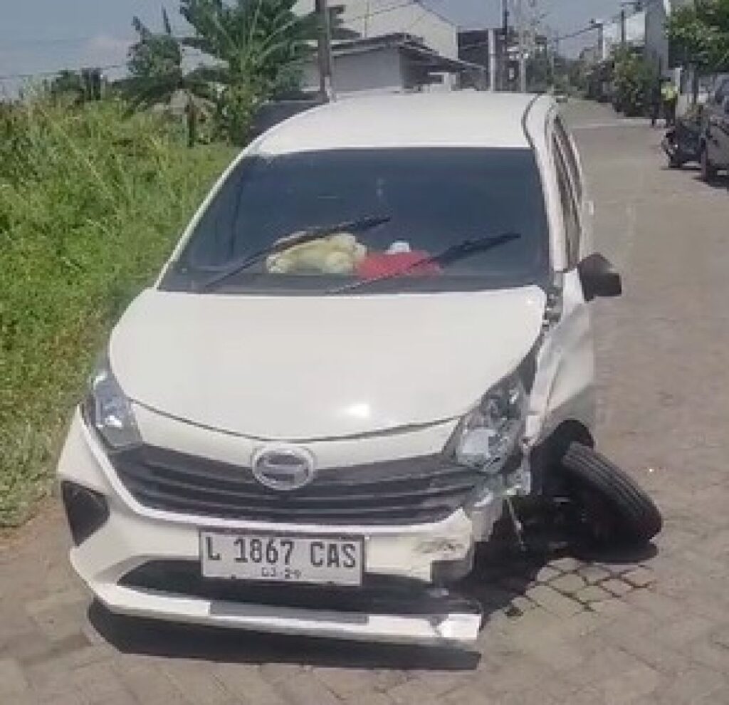Viral !!! Ngaku Dipaksa Teman Prianya, Wanita Muda Asal NTT Nekad Rampok Taksi Onlie dan Melukai Sopirnya