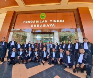 Dua Puluh Lima Advokat BPW PERADIN Jatim Dilantik dan Disumpah di PT Surabaya