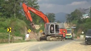 Warga Resah dan Mengeluhkan Aktifitas Galian C di Jalan Balige By Pass