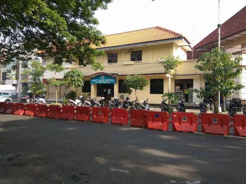 Kyai Kondang Asal Bangkalan Madura Dicatut Perkara Dugaan Tipu Gelap Mobil  Xpander Cross di Polsek Bubutan Surabaya