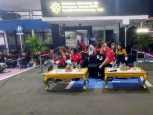 Gelorakan Peran Ayah untuk Generasi Emas, BKKBN Jatim Nobar Timnas dan Sosialisasi GATI
