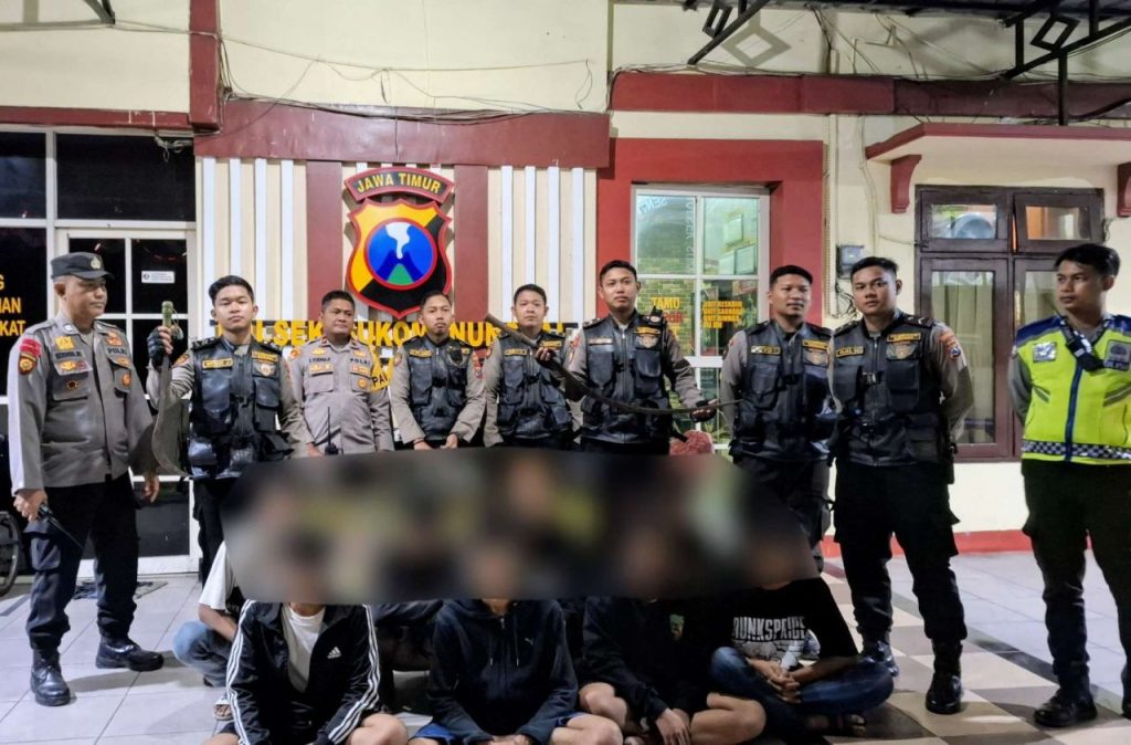 Delapan Pemuda Ditangkap Polisi Saat Hendak Tawuran di Surabaya, 2 Sajam Disita Tim Jogoboyo