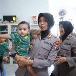 Polwan Polda Jatim Gelar Baksos di Griya Yatim Sidoarjo pada Hari Jadi ke-77