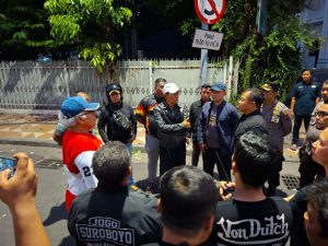Bentrokan Dua Kelompok Massa di Surabaya Berhasil Diredam Polisi, Kapolrestabes Pimpin Mediasi