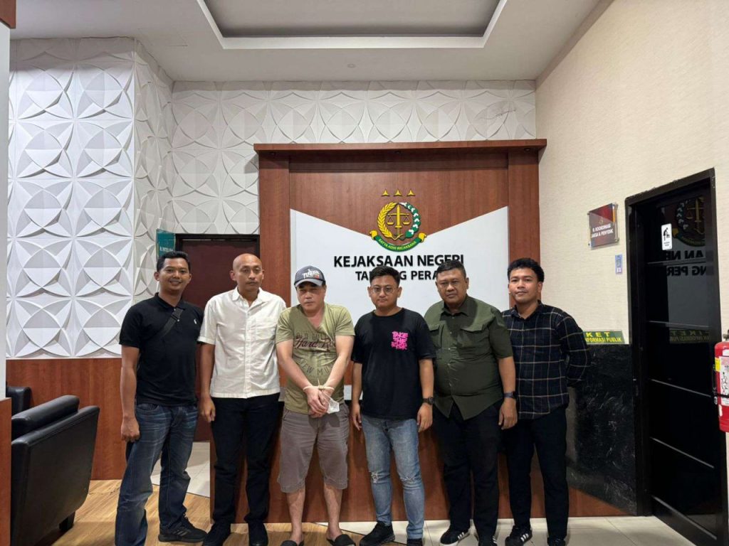 Buronan Penggelapan Welly Tanubrata Berhasil Dieksekusi Kejari Tanjung Perak Surabaya