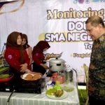 Kadisdik Jatim Aries Agung Paewai Resmi Buka Monev Offline SMA Double Track di Trenggalek