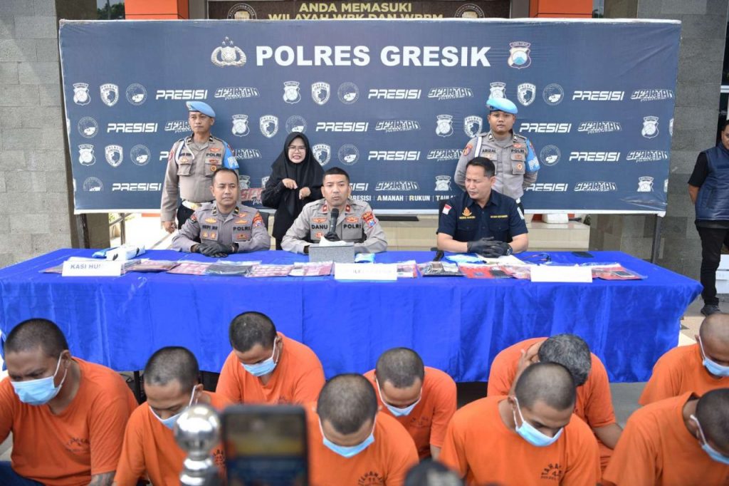 Operasi Tumpas Narkoba Semeru 2025: Polres Gresik Bekuk 20 Tersangka, Sita 37 Gram Sabu dan 843 Pil Dobel L