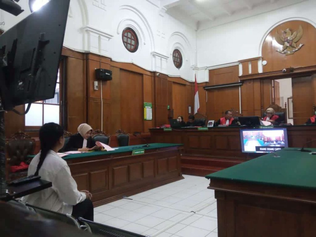 Kasus Penggelapan Rp 7,9 Miliar di Surabaya: Mantan Kasir PT Tripalindo Trans Mix Didakwa Rekayasa Laporan Keuangan