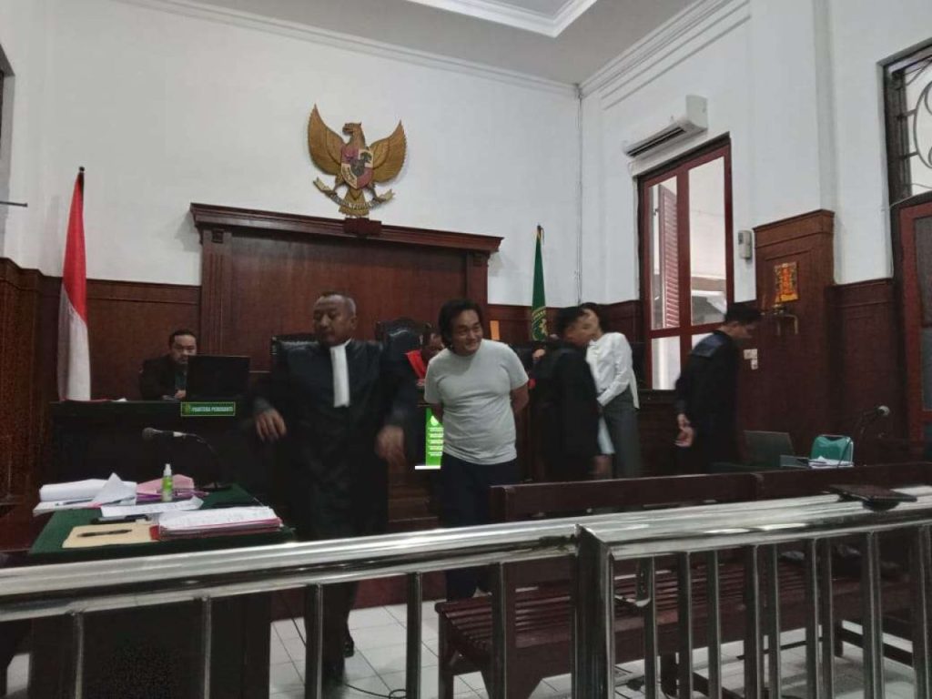 Sidang Selebgram Vinna Natalia di PN Surabaya: Fakta Rp2 Miliar, Rumah Rp5 Miliar dan Gugatan Cerai yang Menghebohkan