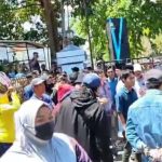 Aksi Mahasiswa Surabaya Dihadang Simpatisan Wali Kota, Tuding APBD 2025 Sarat Penyimpangan
