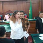 WNA Belanda Kitty Van Reimsdijk Disidang di Surabaya karena Kokain