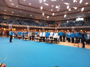 Menteri Wihaji Tinjau Program Gizi Gratis dan Kukuhkan Ribuan Kader BKKBN di Surabaya