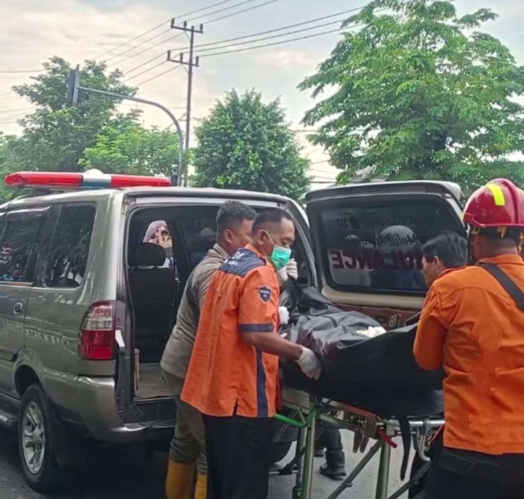 Pengendara Asal Lamongan Tewas dalam Kecelakaan Tunggal di Jalan Menganti Surabaya