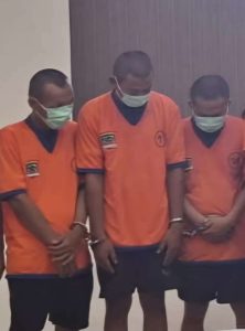 Tiga Pria Lampung Dibekuk Saat Coba Curi Kabel Tanam di Jalan Sidoyoso Surabaya