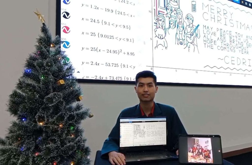 Kreativitas Natal dari Angka, Mahasiswa Ubaya Ciptakan Ilustrasi dari Persamaan Linear