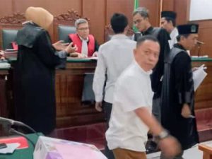 Kasus Pemerasan Kadispendik Jatim: Fakta Baru Terungkap di Persidangan