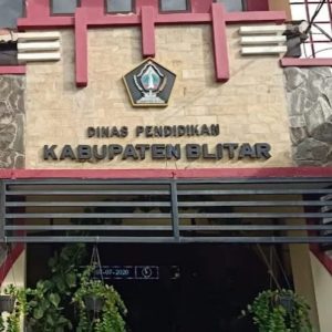 Dana BOS di Kabupaten Blitar Diduga Dipakai Sekolah untuk Belanja Buku Ilegal