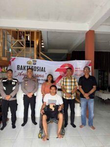 Hari Bhayangkara ke-79, Polres Toba Berikan Dukungan Kepada Personel Sedang Sakit