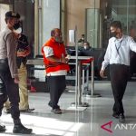 Penyuap Gubernur Papua, Lukas Enembe Resmi Tersangka