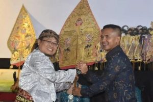 Semar Bangun Kayangan di Markas Yonif PR 501 Kostrad, Sambut HUT Yonif PR 501 Kostrad Lestarikan Budaya
