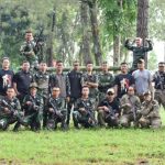 Saling Serang Menunggu Beduk Maghrib, Prajurit Yonif MR 411 Kostrad Join Game Bareng Komunitas Sabre Squad