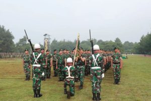124 Prajurit Yonif PR 330 Kostrad Laksanakan Tradisi Satuan, Danyonif PR 330 Kostrad Terima Warga Baru