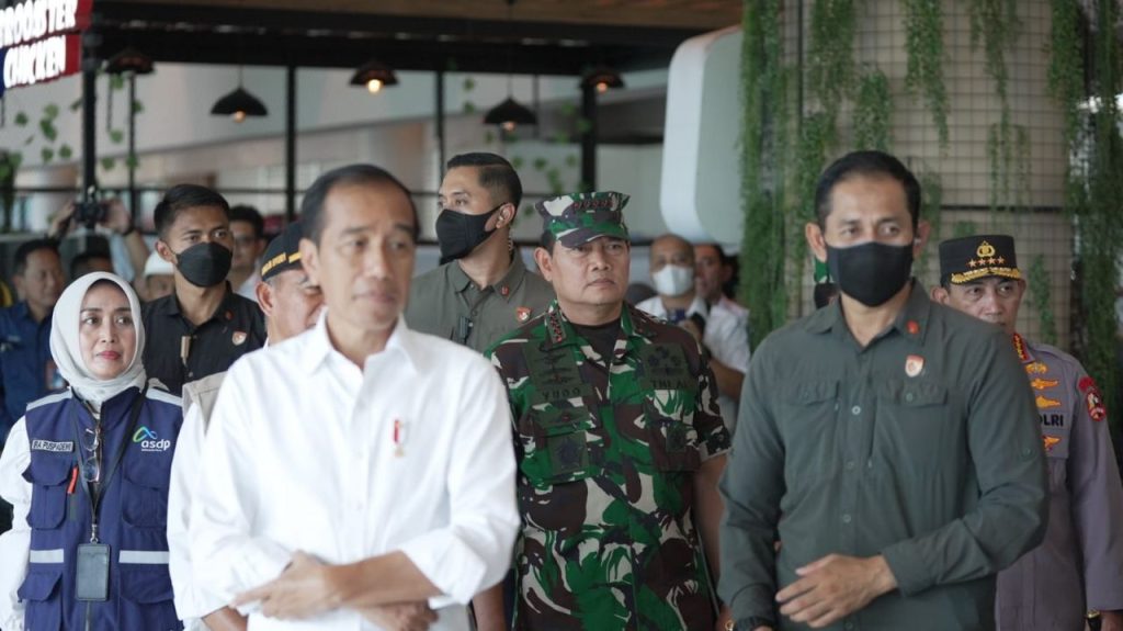 Kapolri dan Panglima TNI Dampingi Presiden RI Mengecek Kesiapan Pelabuhan Merak