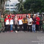 Koramil 07/Kemayoran Bekerjasama dengan Perhimpunan Indonesia Tionghoa (INTI) Bagikan Takjil Untuk Berbuka Puasa