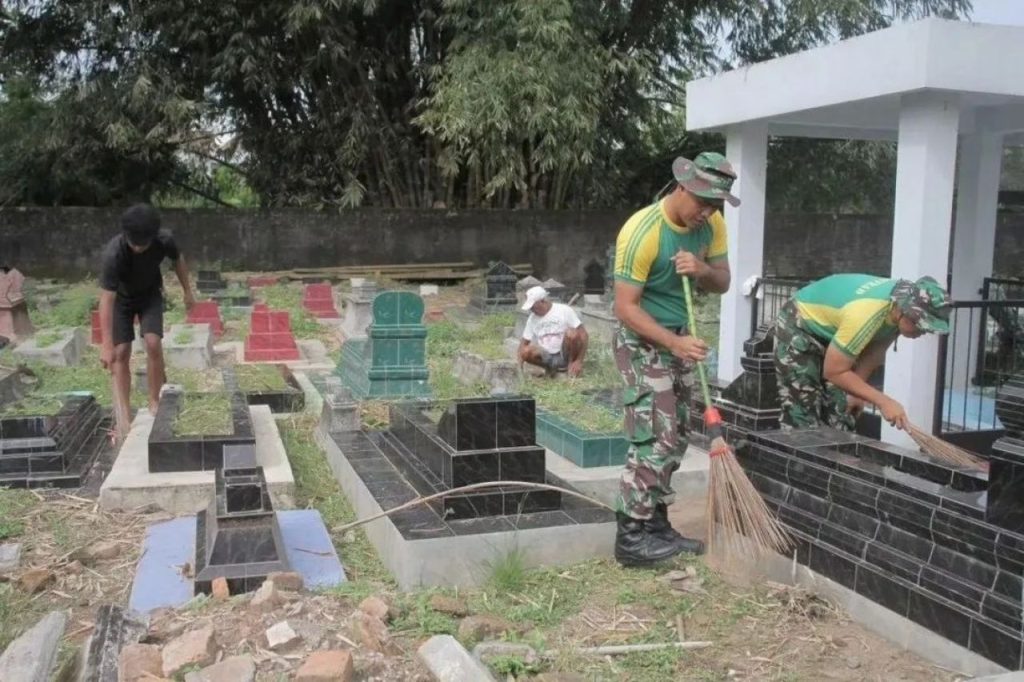 Manunggal dan Dicintai Rakyat, Yonif MR 413 Kostrad Karya Bakti Bersama Unsur Pemda dan Masyarakat