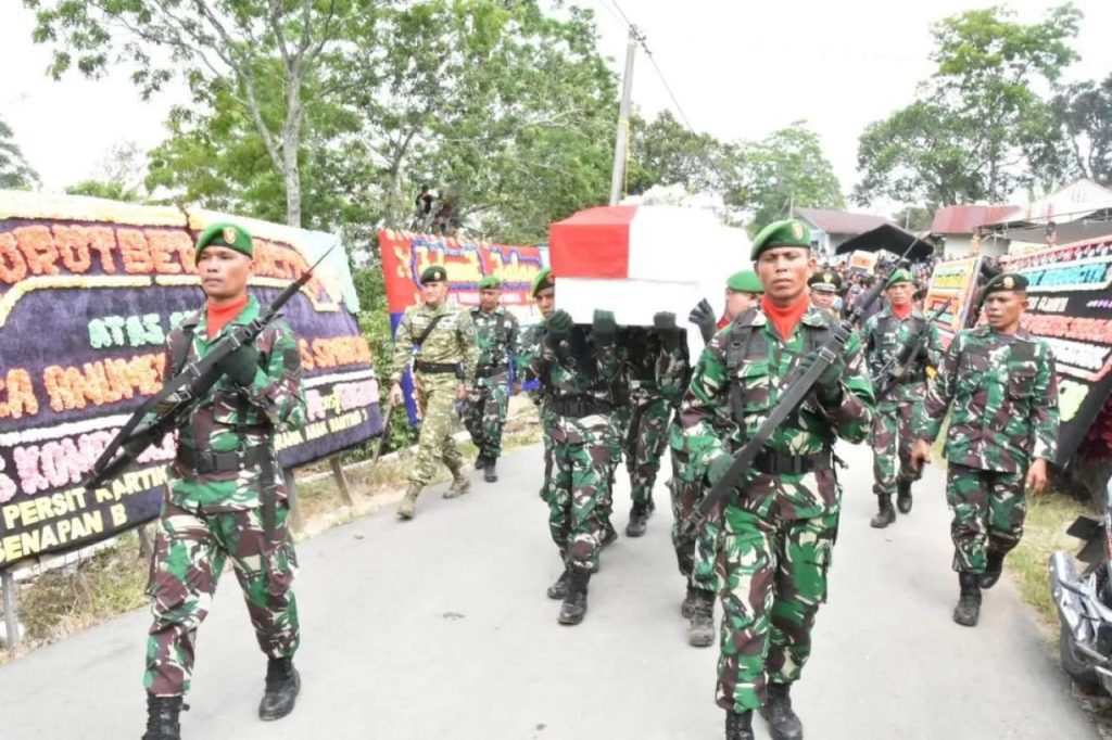 Selamat Jalan Pahlawan Kusuma Bangsa, Pemakaman Serka Anumerta Robertus Simbolon Penuh Haru