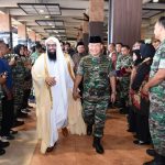 Al Qur’an Dan Kurma Dari Raja Arab Saudi Untuk Warga Mabesad