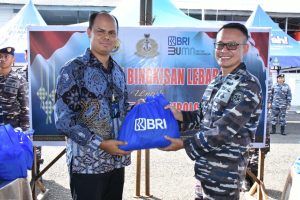 Sambut Hari Raya Idul Fitri 1 Syawal 1444 H, Lanal Sibolga Laksanakan Bazar Sembako Murah