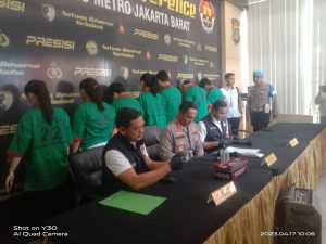 Hendak Pesta Narkoba, Satreskoba Polres Metro Jakarta Barat Ringkus Publik Figure