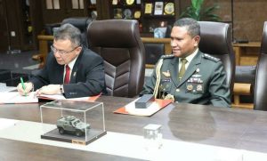 Tingkatkan Kerjasama Militer Pertahanan, Atase Pertahanan RI Dampingi Dubes RI-Abuja Bertemu Dengan Kasad Nigeria