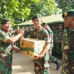 Bazar Ramadhan “Pasar Murah” Serentak Jajaran Divif 1 Kostrad Bantu Ekonomi dan Kembangkan UMKM Warga Sekitar Satuan