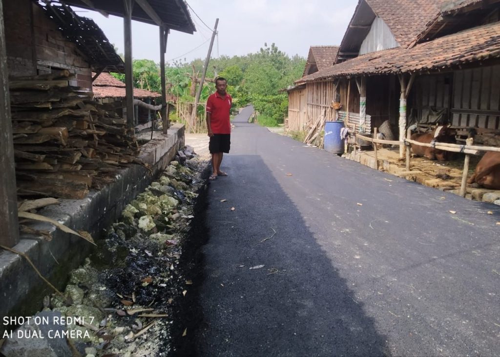 Dari Program BKD Bojonegoro, Jalan Poros Desa Mediyunan Nglenyer