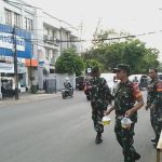 Berbagi Takjil Untuk Tingkatkan Solidaritas Dibulan Suci Ramadhan di Koramil Tanah Abang