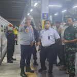 Pastikan Mudik Aman dan Lancar, Dandim 0507/Bekasi bersama Tiga Pilar Pantau Situasi Stasiun Bekasi Dan Pospam Lebaran
