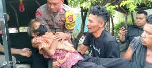 Polsek Jatiuwung Polres Metro Tangerang Kota Turun Tangan Bantu Orang Tua Diduga Dibuang di Pinggir Jalan